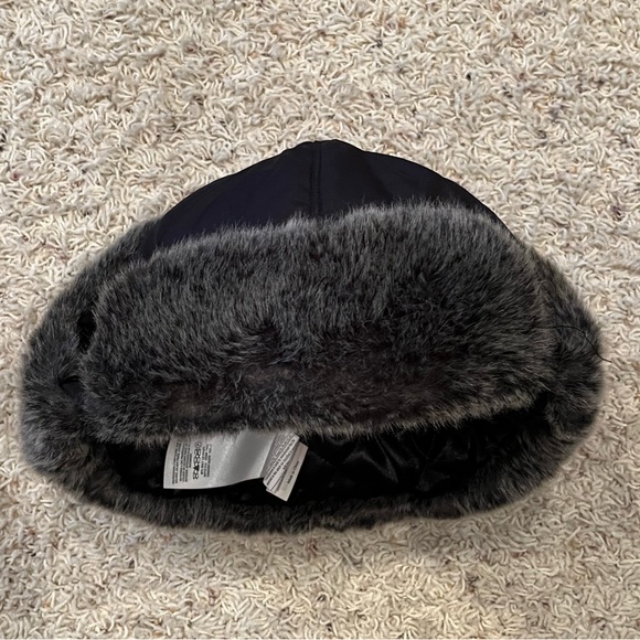 Eddie Bauer Trapper Down Faux Fur Hat - Picture 7 of 8